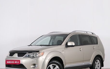 Mitsubishi Outlander III рестайлинг 3, 2007 год, 1 169 000 рублей, 4 фотография