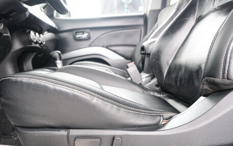 Mitsubishi Outlander III рестайлинг 3, 2007 год, 1 169 000 рублей, 19 фотография