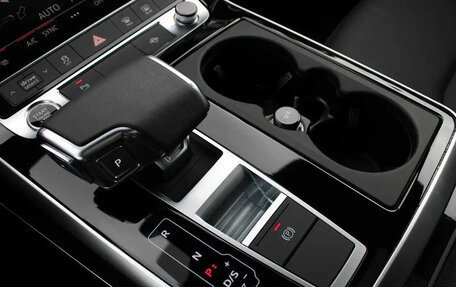 Audi Q7, 2025 год, 8 284 318 рублей, 13 фотография