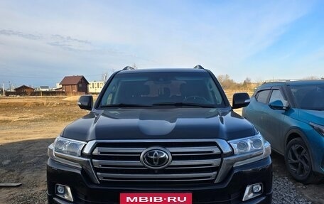 Toyota Land Cruiser 200, 2017 год, 6 999 999 рублей, 1 фотография