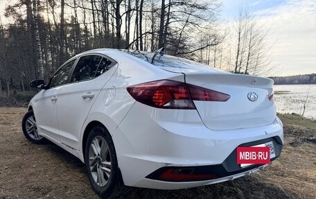 Hyundai Elantra VI рестайлинг, 2020 год, 1 100 000 рублей, 4 фотография