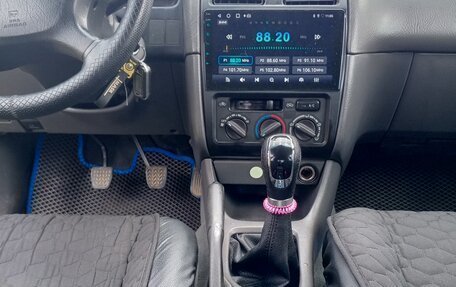 Toyota Avensis III рестайлинг, 2000 год, 358 000 рублей, 5 фотография