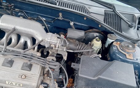 Toyota Avensis III рестайлинг, 2000 год, 358 000 рублей, 11 фотография