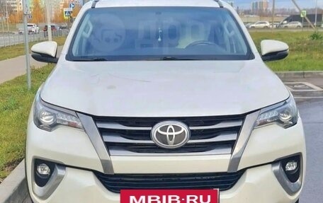 Toyota Fortuner II, 2018 год, 3 792 000 рублей, 2 фотография