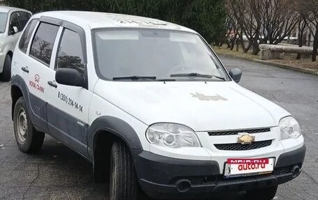 Chevrolet Niva I рестайлинг, 2015 год, 446 800 рублей, 2 фотография