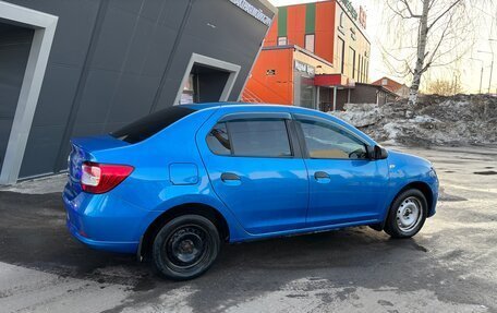 Renault Logan II, 2015 год, 750 000 рублей, 5 фотография