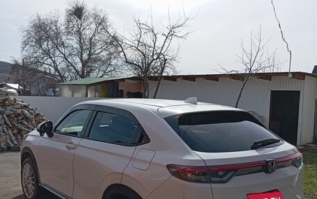 Honda Vezel, 2022 год, 2 800 000 рублей, 4 фотография