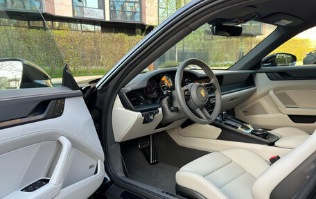 Porsche 911, 2022 год, 21 950 000 рублей, 14 фотография