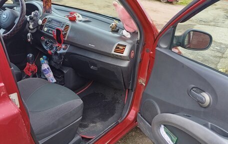 Nissan Micra III, 2005 год, 300 000 рублей, 11 фотография