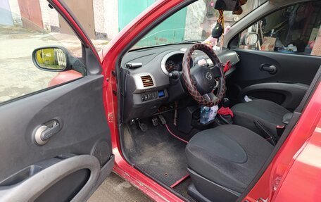 Nissan Micra III, 2005 год, 300 000 рублей, 10 фотография