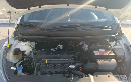 Hyundai Solaris II рестайлинг, 2012 год, 870 000 рублей, 8 фотография