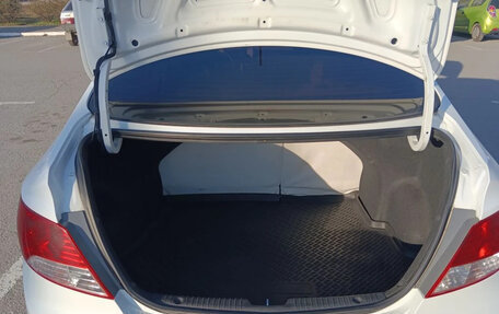 Hyundai Solaris II рестайлинг, 2012 год, 870 000 рублей, 7 фотография