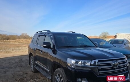 Toyota Land Cruiser 200, 2017 год, 6 999 999 рублей, 2 фотография