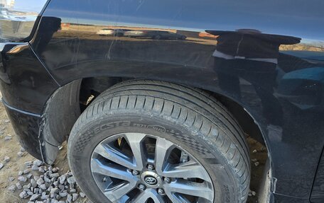 Toyota Land Cruiser 200, 2017 год, 6 999 999 рублей, 12 фотография