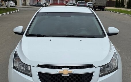 Chevrolet Cruze II, 2011 год, 699 999 рублей, 2 фотография