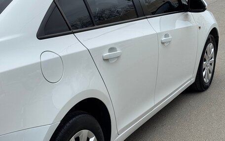 Chevrolet Cruze II, 2011 год, 699 999 рублей, 16 фотография