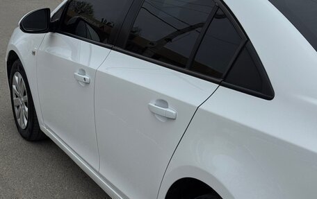 Chevrolet Cruze II, 2011 год, 699 999 рублей, 17 фотография