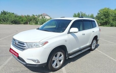 Toyota Highlander III, 2012 год, 2 300 000 рублей, 1 фотография