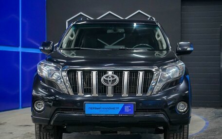 Toyota Land Cruiser Prado 150 рестайлинг 2, 2017 год, 4 100 000 рублей, 4 фотография