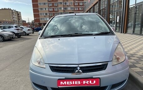 Mitsubishi Colt VI рестайлинг, 2005 год, 470 000 рублей, 1 фотография
