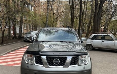 Nissan Pathfinder, 2008 год, 1 050 000 рублей, 1 фотография