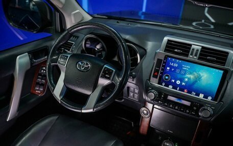 Toyota Land Cruiser Prado 150 рестайлинг 2, 2017 год, 4 100 000 рублей, 28 фотография