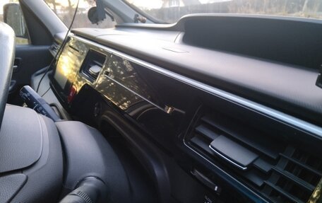 Honda Stepwgn IV, 2015 год, 2 050 000 рублей, 15 фотография