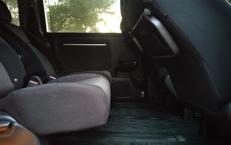 Honda Stepwgn IV, 2015 год, 2 050 000 рублей, 17 фотография