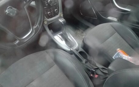 Opel Astra J, 2012 год, 470 000 рублей, 3 фотография