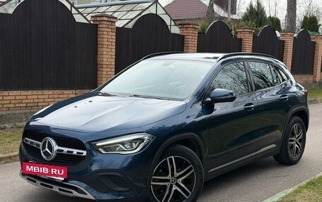 Mercedes-Benz GLA, 2020 год, 2 900 000 рублей, 3 фотография