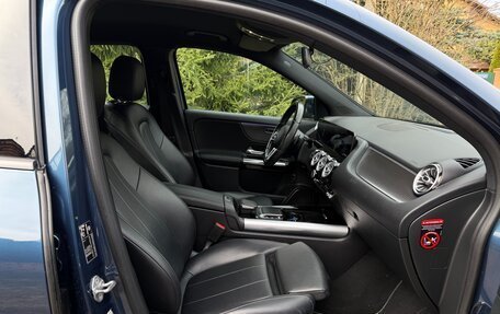 Mercedes-Benz GLA, 2020 год, 2 900 000 рублей, 14 фотография