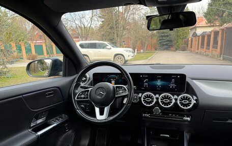 Mercedes-Benz GLA, 2020 год, 2 900 000 рублей, 23 фотография