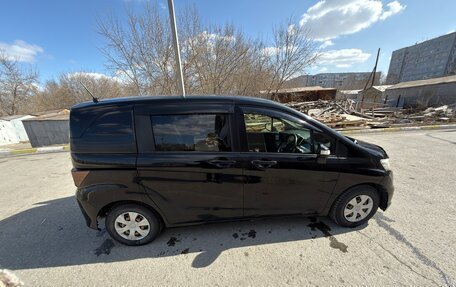 Honda Freed I, 2014 год, 1 270 000 рублей, 8 фотография