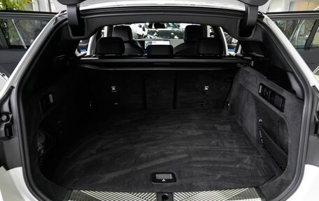 BMW 5 серия, 2025 год, 8 820 000 рублей, 11 фотография