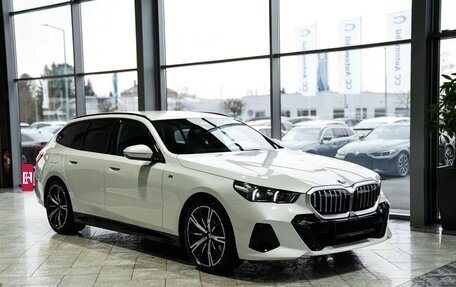 BMW 5 серия, 2025 год, 8 820 000 рублей, 8 фотография