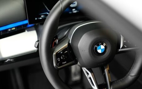 BMW 5 серия, 2025 год, 8 820 000 рублей, 19 фотография