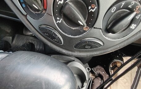 Ford Focus IV, 2003 год, 240 000 рублей, 12 фотография