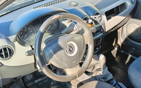 Renault Logan I, 2010 год, 250 000 рублей, 4 фотография