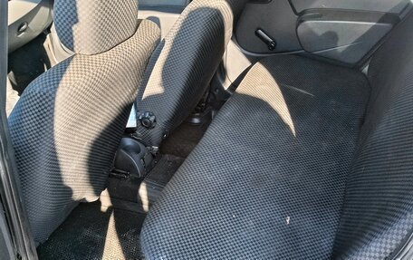 Renault Logan I, 2010 год, 250 000 рублей, 5 фотография