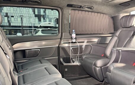 Mercedes-Benz V-Класс, 2021 год, 6 400 000 рублей, 4 фотография