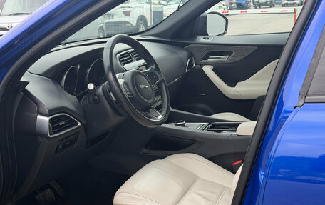 Jaguar F-Pace, 2017 год, 2 357 000 рублей, 7 фотография