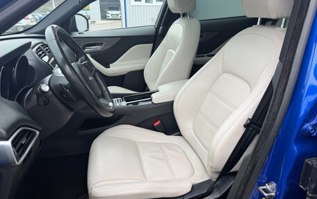 Jaguar F-Pace, 2017 год, 2 357 000 рублей, 8 фотография