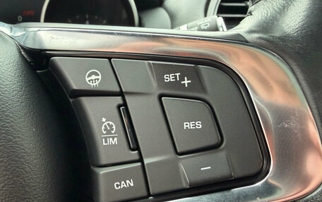 Jaguar F-Pace, 2017 год, 2 357 000 рублей, 27 фотография