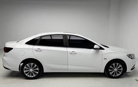 Chevrolet Monza, 2022 год, 975 000 рублей, 16 фотография