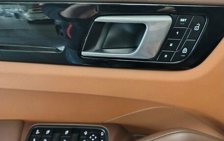 Porsche Cayenne III, 2021 год, 11 655 000 рублей, 8 фотография