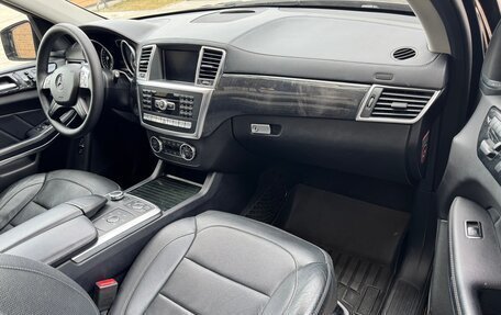 Mercedes-Benz GL-Класс, 2014 год, 2 300 000 рублей, 24 фотография