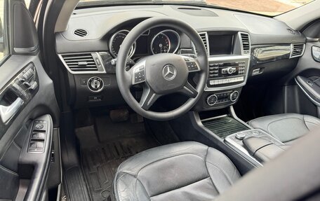 Mercedes-Benz GL-Класс, 2014 год, 2 300 000 рублей, 21 фотография