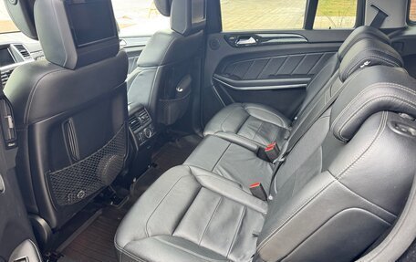 Mercedes-Benz GL-Класс, 2014 год, 2 300 000 рублей, 22 фотография