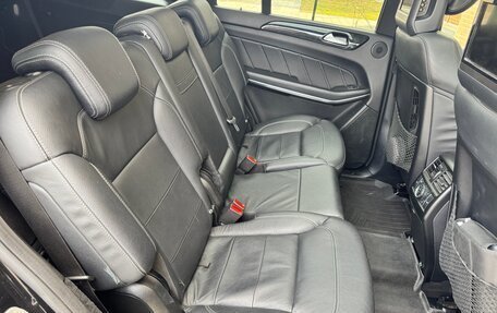 Mercedes-Benz GL-Класс, 2014 год, 2 300 000 рублей, 28 фотография