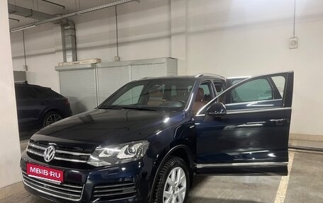 Volkswagen Touareg III, 2014 год, 2 700 000 рублей, 1 фотография